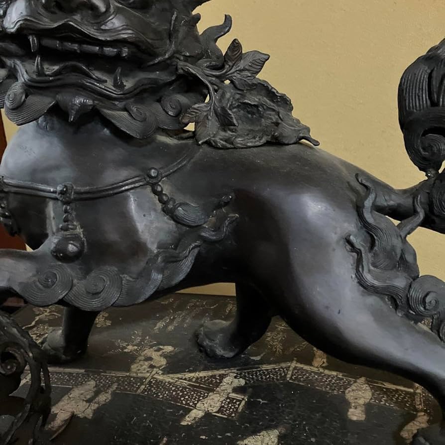 『中国』天然石 青田石 骨董彫刻 アンティーク 獅子鈕蓋爐 大香炉 置物（3） 天然石 三獅子香炉 骨董彫刻 - メルカリ