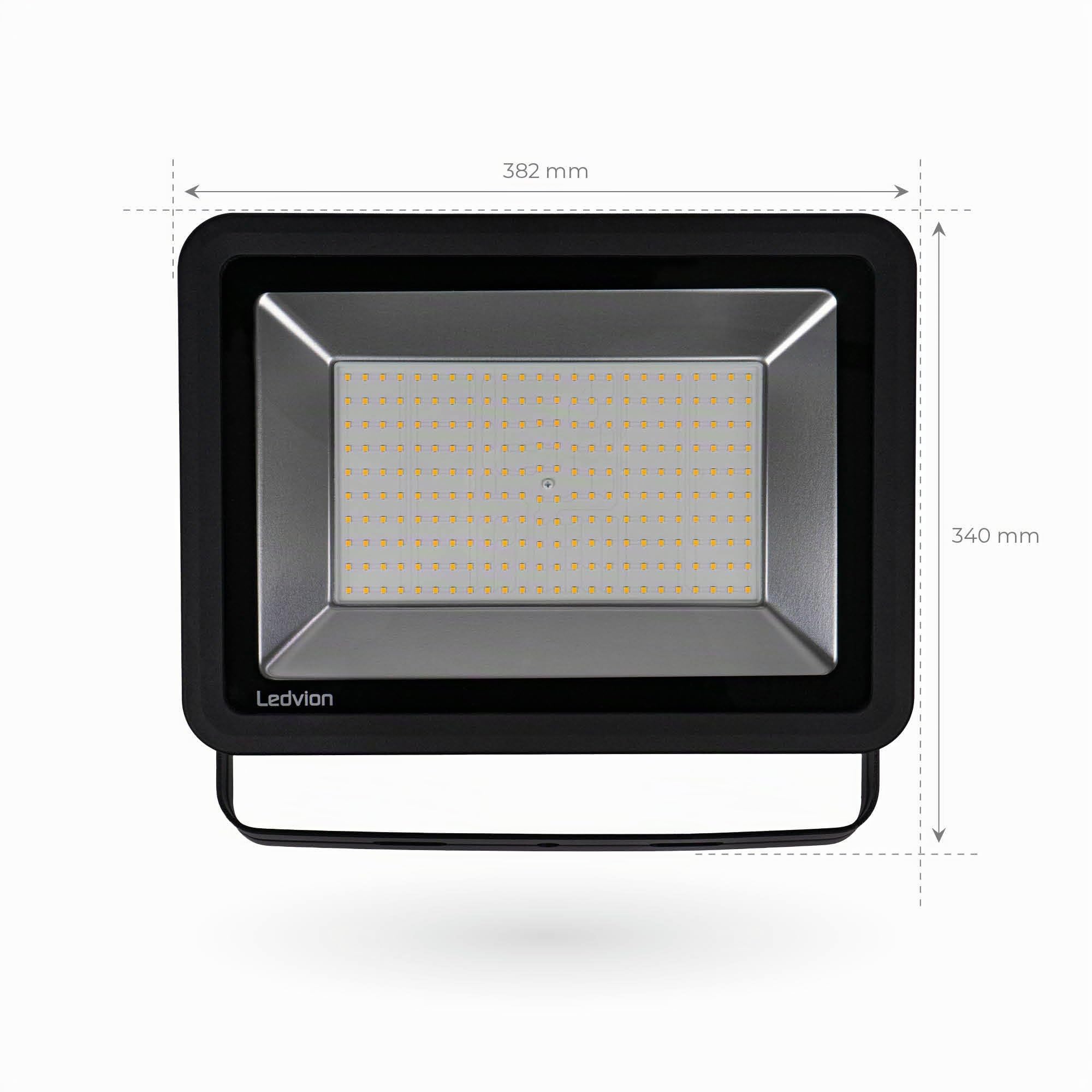 Ledvion LED Strahler Außen 200W wasserdicht IP65 4000K 17000lm | Schnellanschluss und verstellbare Halterung fuer Fassade Hof Garten und Betrieb