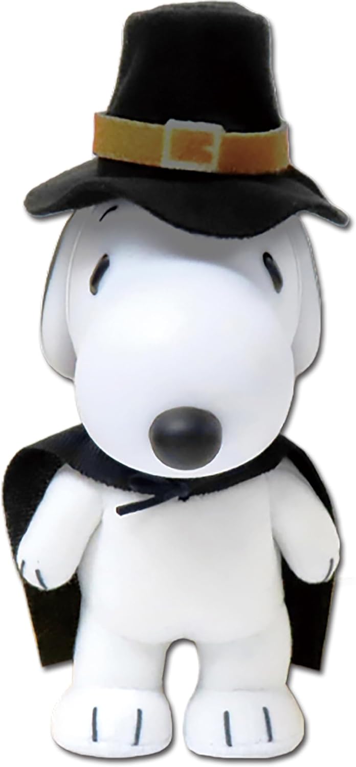 Great Eastern Entertainment Peanuts - Snoopy (Thanksgiving) Figurekey Ver Plush 4.5" H