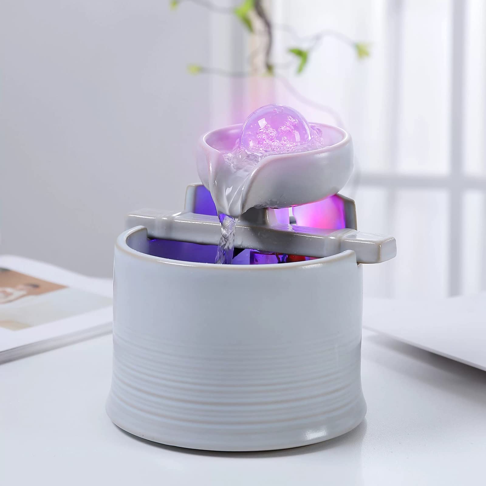 Fuente de Interior Mini fuente de mesa de cerámica for interiores Fuente de agua interior moderna for sala de estar, oficina o dormitorio con luces y bomba sumergible eléctrica, 6,4 pulgadas de alto F