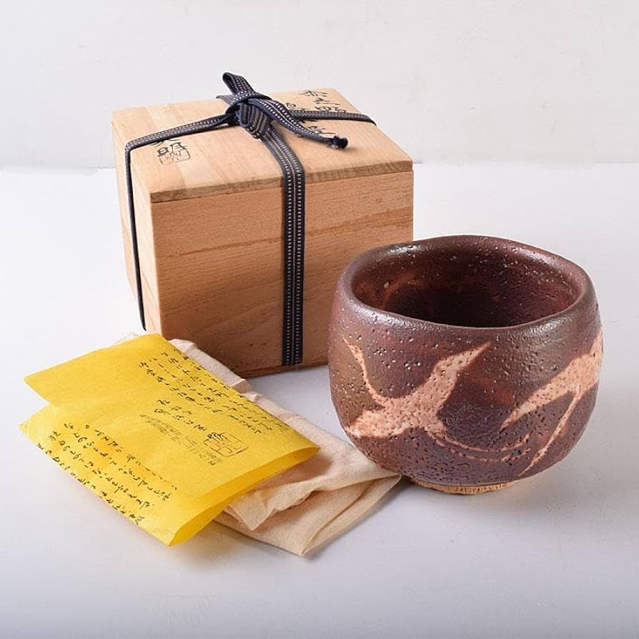 ♥美濃焼　志野　茶碗　桐箱　仕覆　付き　骨董品 美濃焼 志野 茶碗 桐箱 仕覆 付き 骨董品 Yahoo!オークション