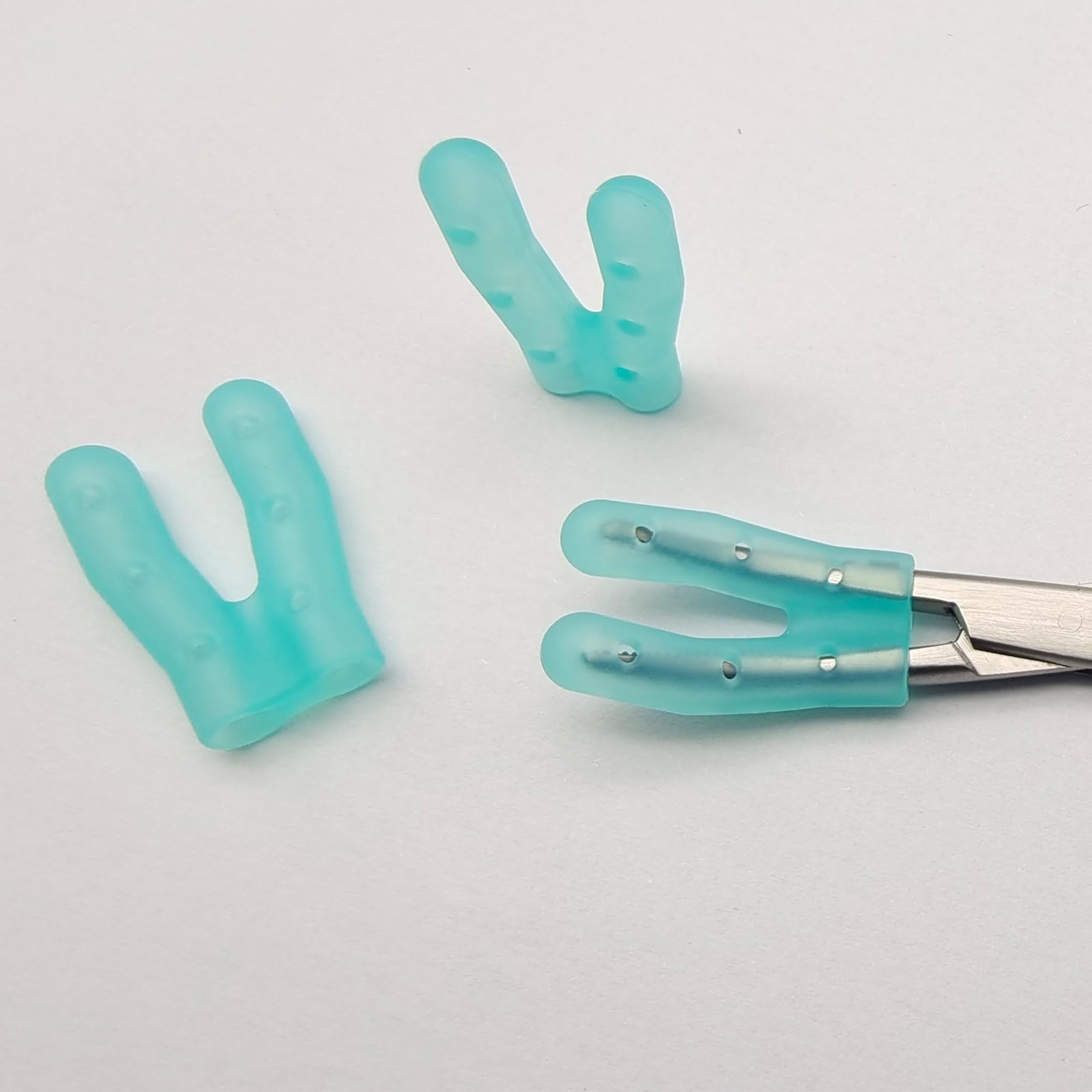 100PCS Surgical Instruments Protective Caps,Hemostat Tip Cap,Double Microforceps Tip Cap,Prevents Wear and Tear of Surgical Instruments,Avoiding Scratches from Instruments(3.18x25mm)