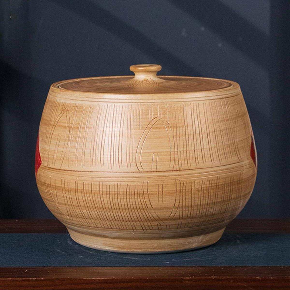 Ceramic Rice Bucket with Lid, Ceramic Rice Storage Container, Household Airtight Storage Jars, Hand-carved Details, High-temperature Fired for Coffee, Sugar, Tea(15kg)