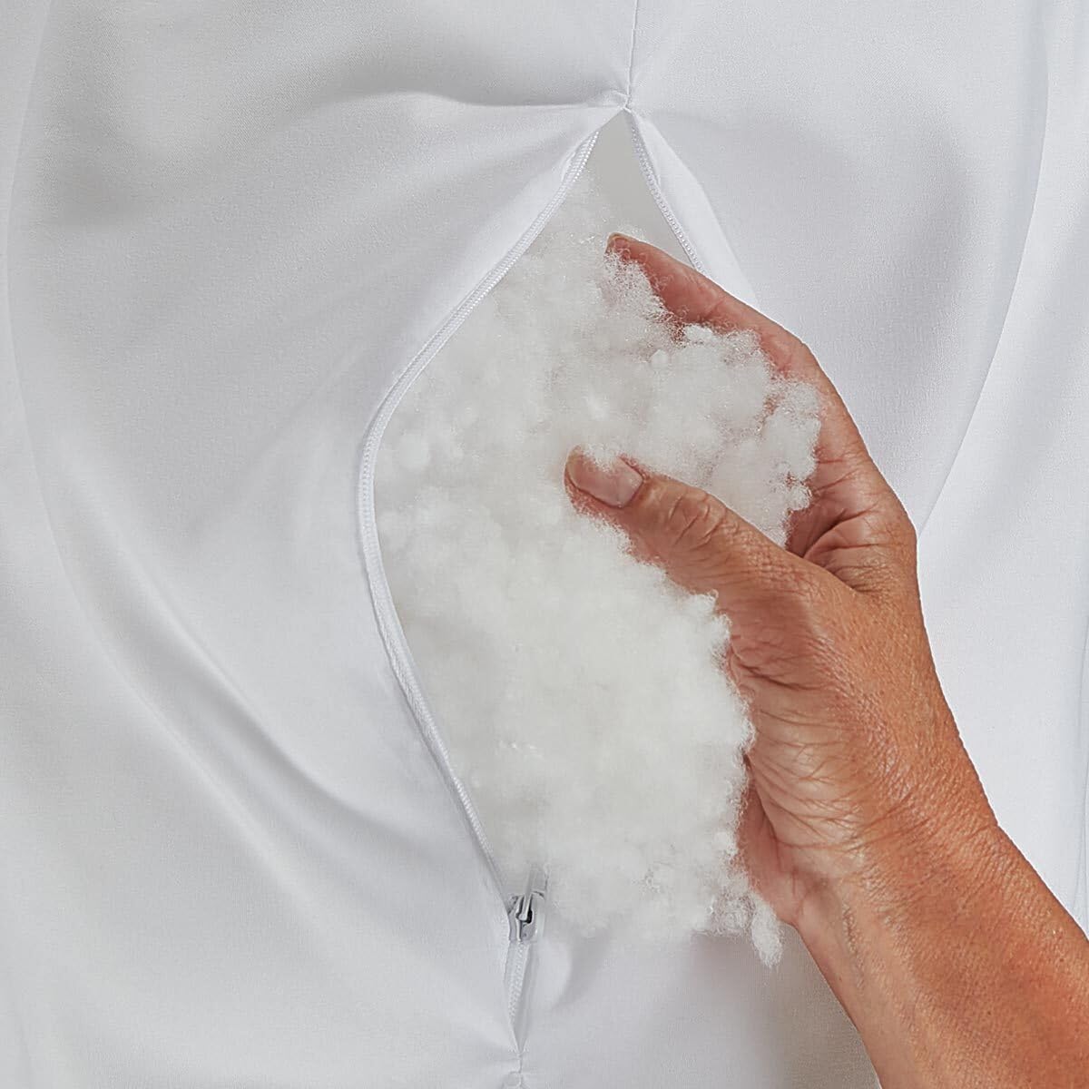 Traumschlaf Microfaser Kopfkissen FrischeTraum – anpassbare Füllmenge, hygienisch waschbar bis 60°C - mittelfest & formstabil - 80x80 cm