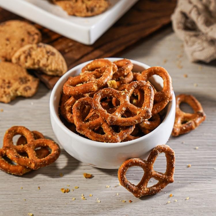 Broadway Basketeers Gift Basket Holiday Thanksgiving Gifts for Women, Men, Families, Christmas, Teacher, College, Appreciation, Thank You, Birthday, Corporate, Get Well, Sympathy Chocolate Baskets