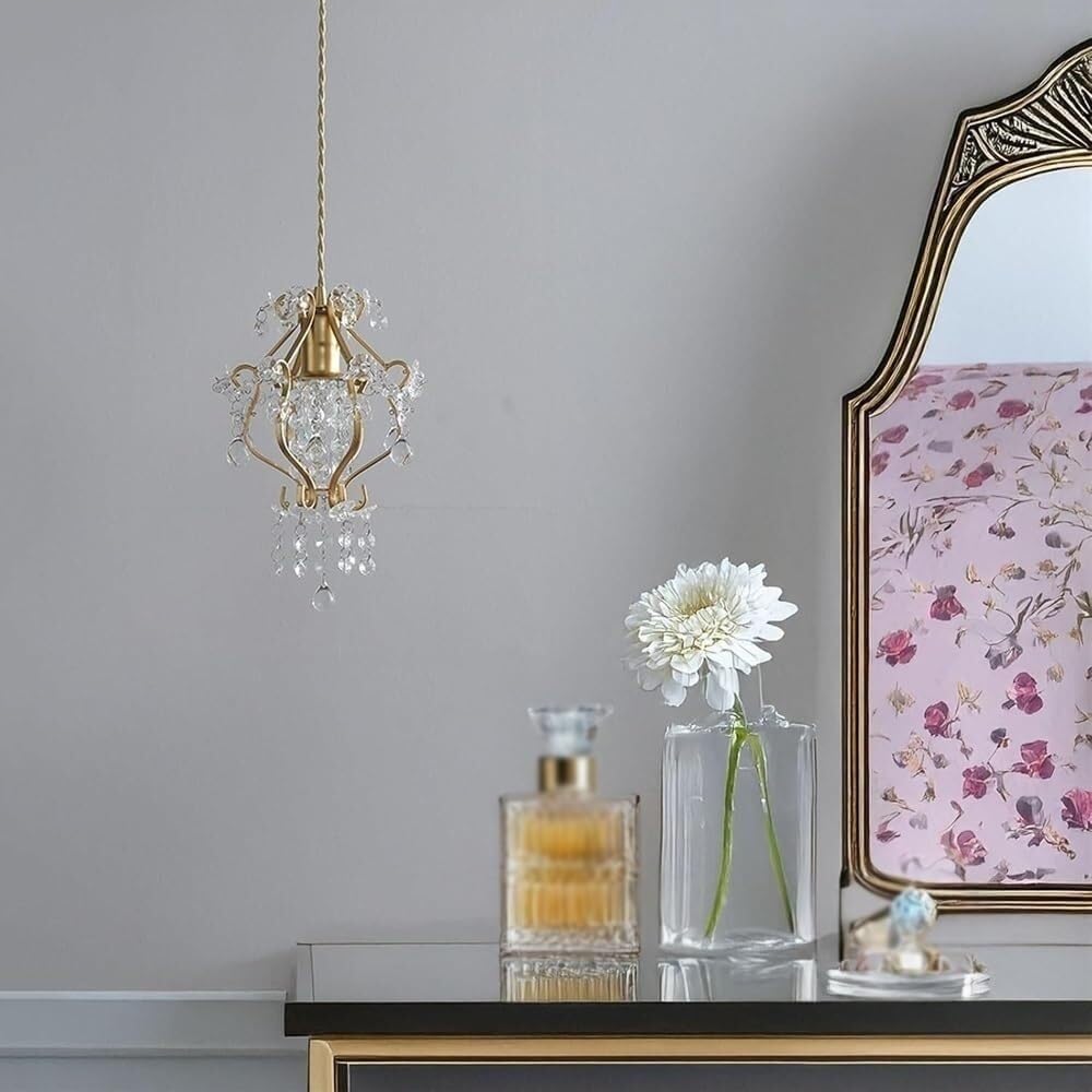 Lustre Moderne En Laiton Et Cristal, Suspension Nordique Ornée de Perles Et de Motifs Floraux, Culot E14, Cordon Réglable, Idéal Pour Une Chambre, Un Vestibule Ou Un Couloir.