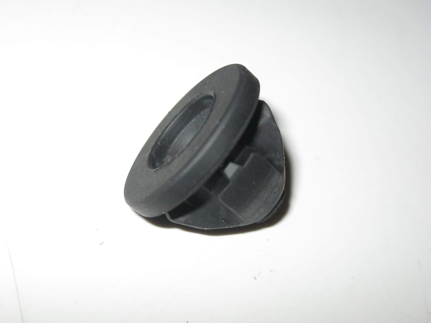 BMW Engine Cover Trim Rubber Mount Grommet Bush 11127614138 Genuine