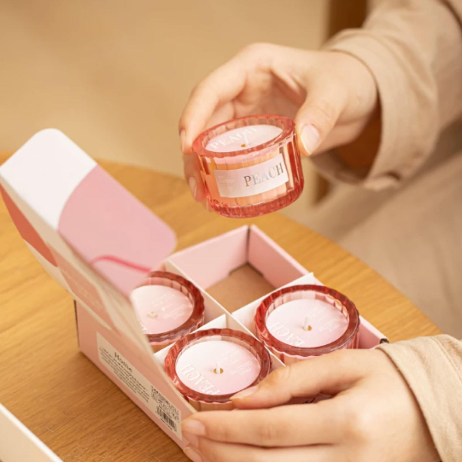 Exquisito Velas de cristal hechas con cera de soja y aceites esenciales, minijuego de velas perfumadas redondas for vacaciones en casa, relajación y Spa, 4 Uds. meloso(Grapes)