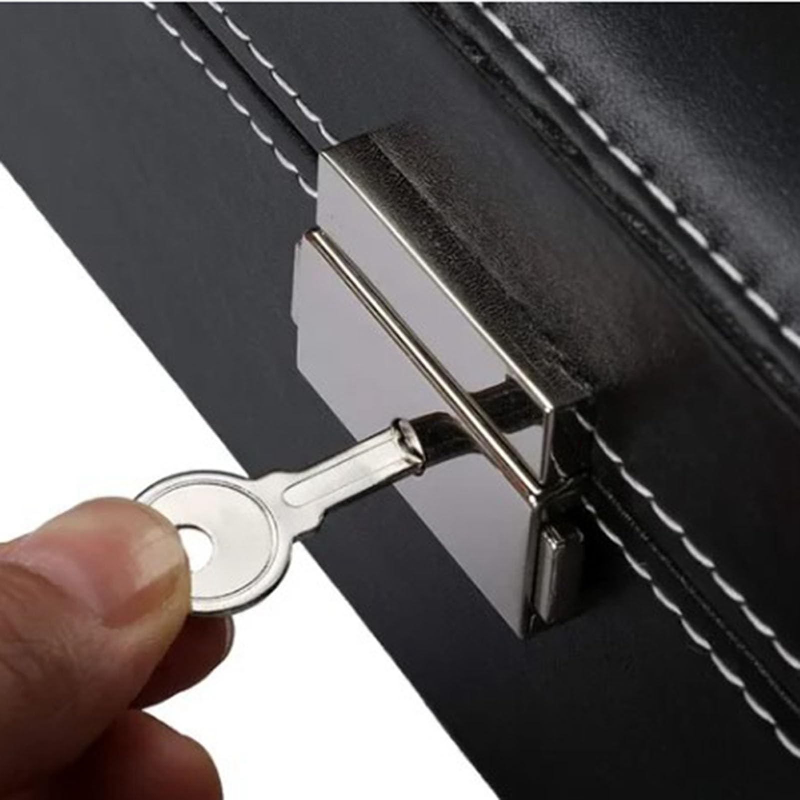 Etui do Przechowywania Zegarków Wodoodporne 24 Miejsca Duża pojemność Organizer na Zegarki Pudełko na Prezent Stylowy Wygląd PU Skóra 16,9 X 11,4 X 3,5 Cala