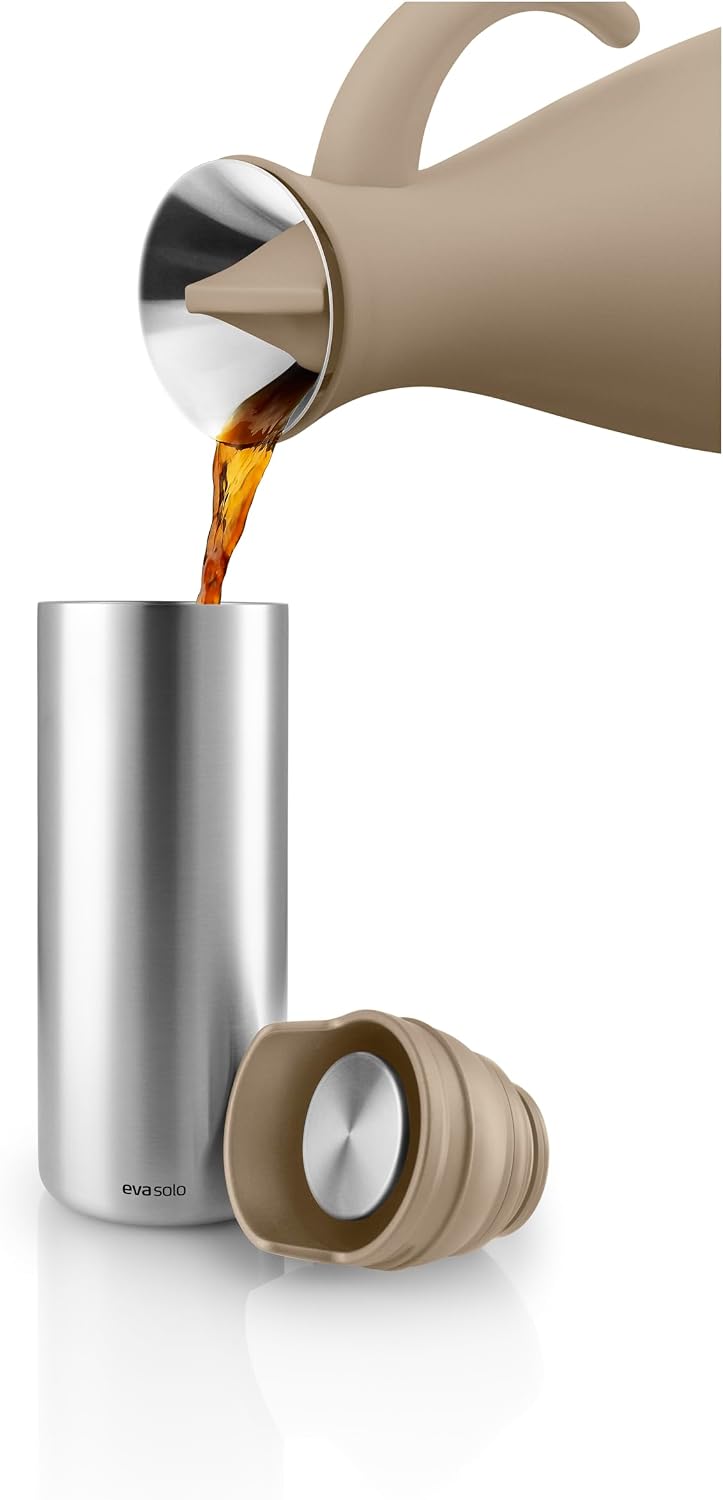 Eva Solo | Urban To Go Cup 0.35 l Caramel cream |The body is made of 90% post-consumer recycled stainless steel | Caramel Cream