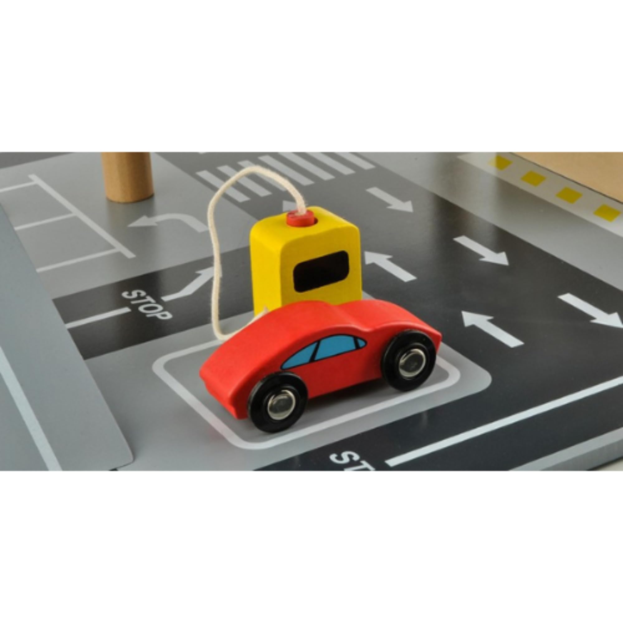 Holzparkhaus - Parkhaus aus Holz - Parkplatz mit Aufzug - Parken - Inklusive Zubehör - 48x36x42cm