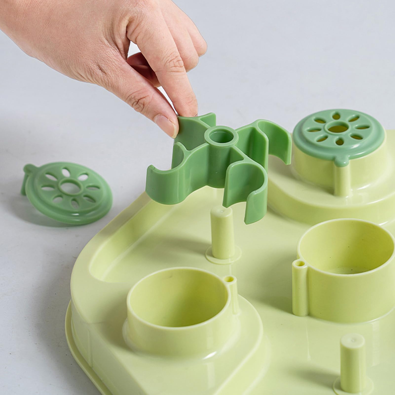 Puzzle z Karmą dla Spowalniacz Karmy z Otworami na | Interaktywny Dispenser Przysmaków do Szkolenia, Żucia i Zabaw Umysłowych w Domu dla Szczeniąt, Kociąt oraz Ras Średnich i