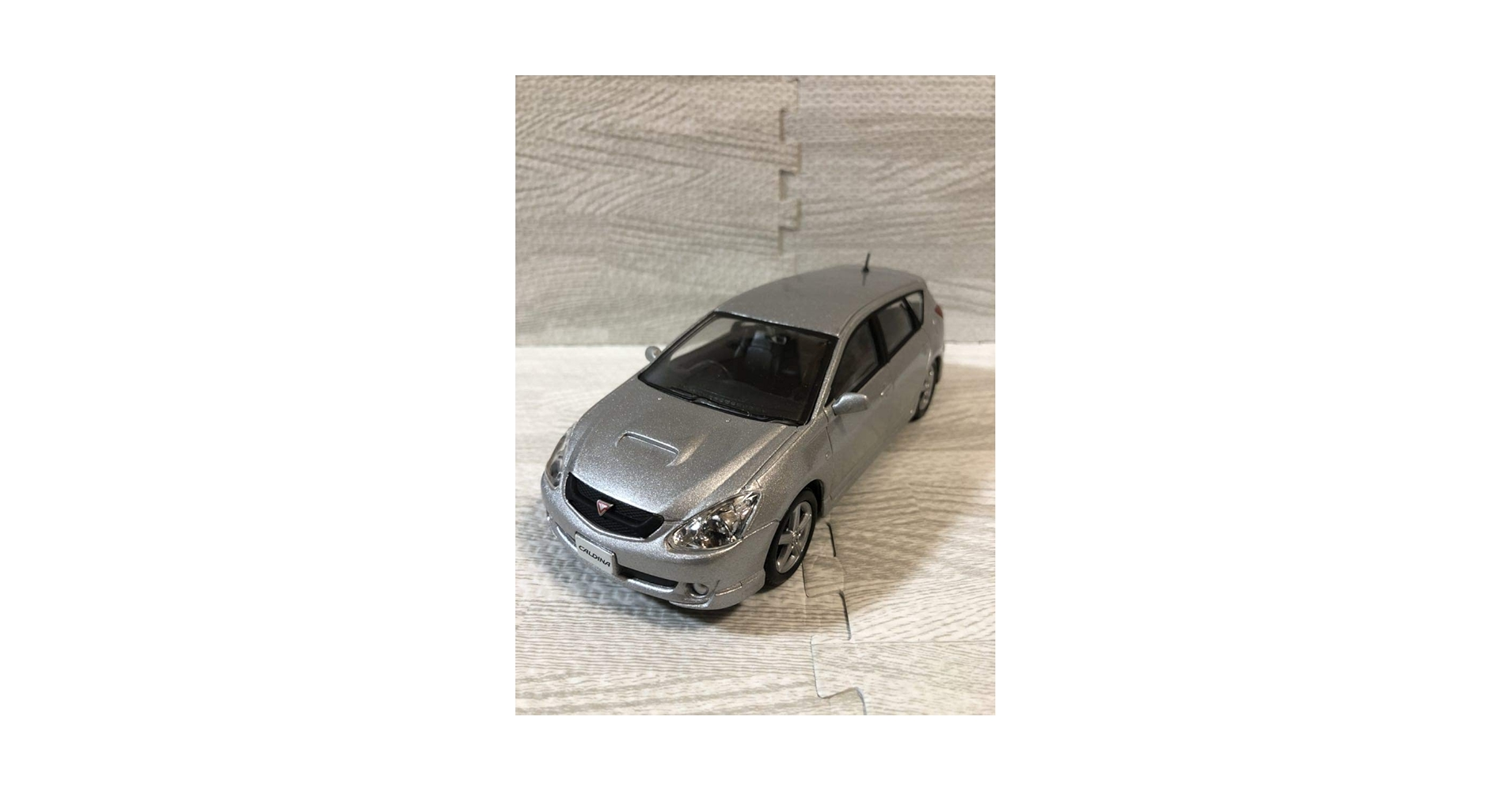 Amazon | 1/24 トヨタ カルディナ CALDINA カラーサンプル