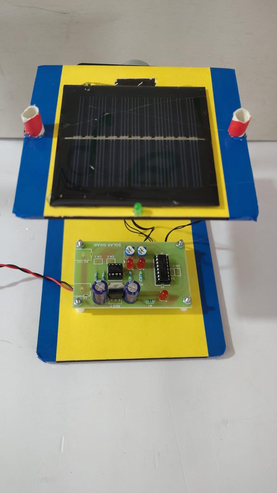 Vigyanics Automatic Solar Tracker (Single Axis) - School College Project