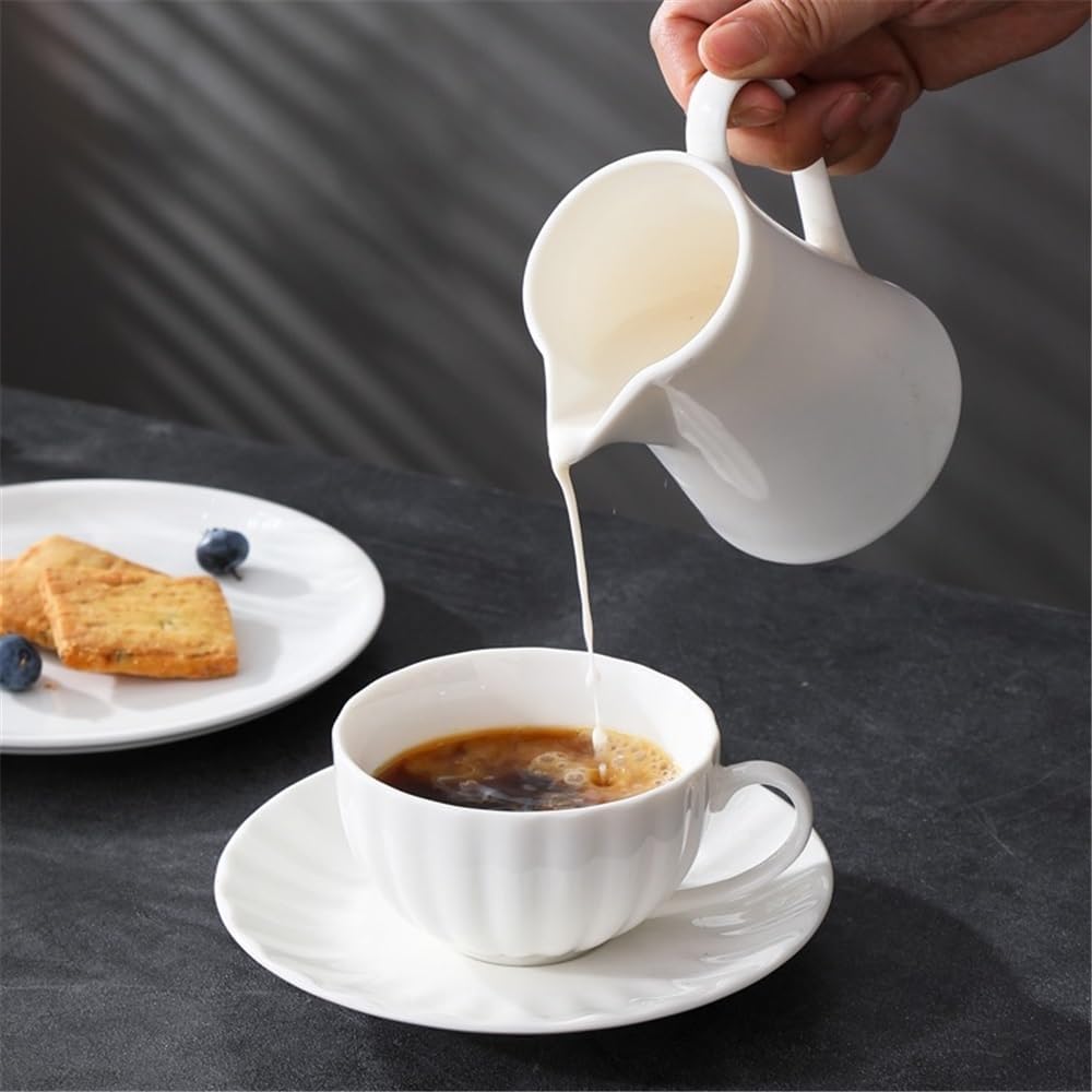 gravy saucer Creative Ceramic Gravy Boat With Handle White Coffee Milk Pitcher Cooler Kettle Gravy Boats(Large)