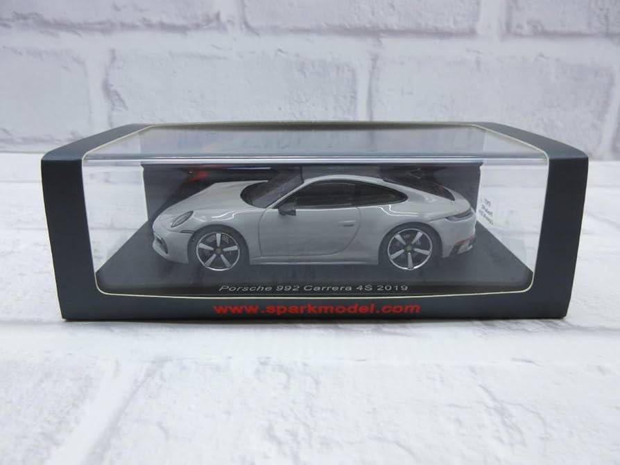 Amazon.co.jp: ミニカー 1/43 スパークモデル ポルシェ 911 992