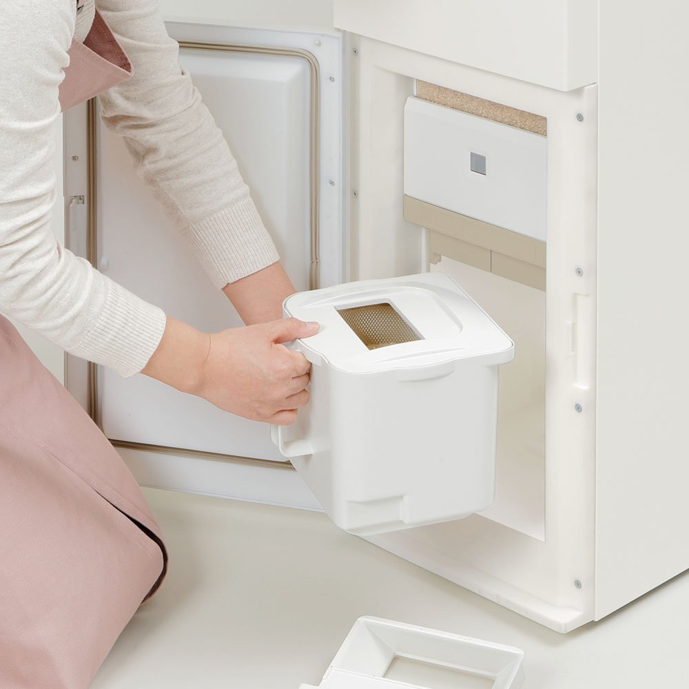 山口)下松市より　エムケー精工 保冷精米機 米冷え～る+mill NCP-30W 収納量30kg スライド計量1合/2合 精米量4合 2016年製 　BIZJC21H 米冷え～る + mill ? MKeLIFE（エムケー精工）