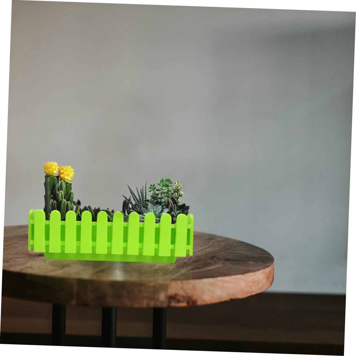 BESPORTBLE Rectangular Plastic Flower Pot Fence Design Green Planter for and Outdoor Plants for Garden Courtyards and Home Decor