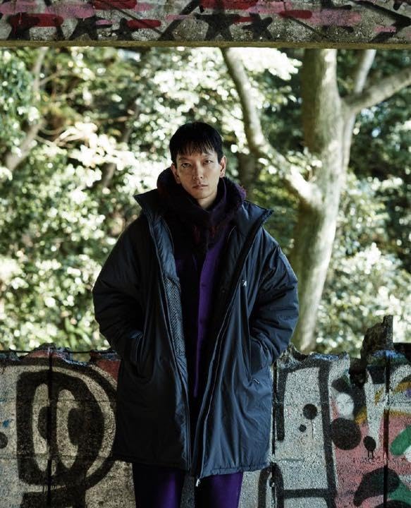 Amazon.co.jp: WIND AND SEA×ワイルドシングス Readyパーカー ブルーM  