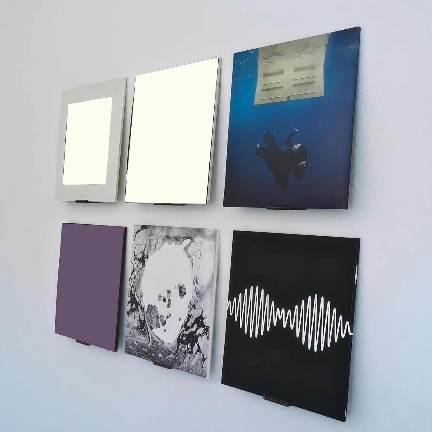Of 4 Multiple Use Sticky Wall Mounts for Photos, Black image 4