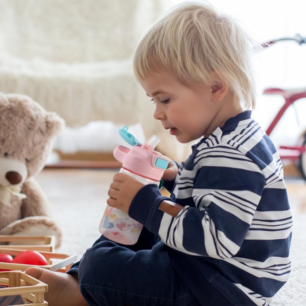Gourde Enfant, 400ml, Robuste, Incassable, Anti Fuite, Sans BPA, Ouverture par Simple Pression, Facile à Nettoyer, avec Paille, Idéale pour l'École et l'Extérieur (Cœur) - 5