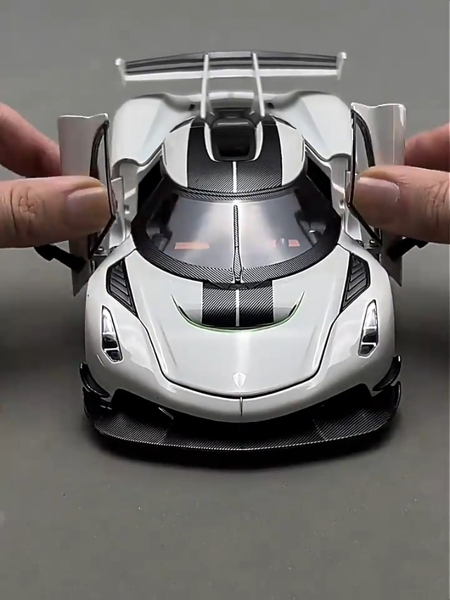 Amazon.com: Therina Toy Cars Model Jesko 1/24 White Alloy
