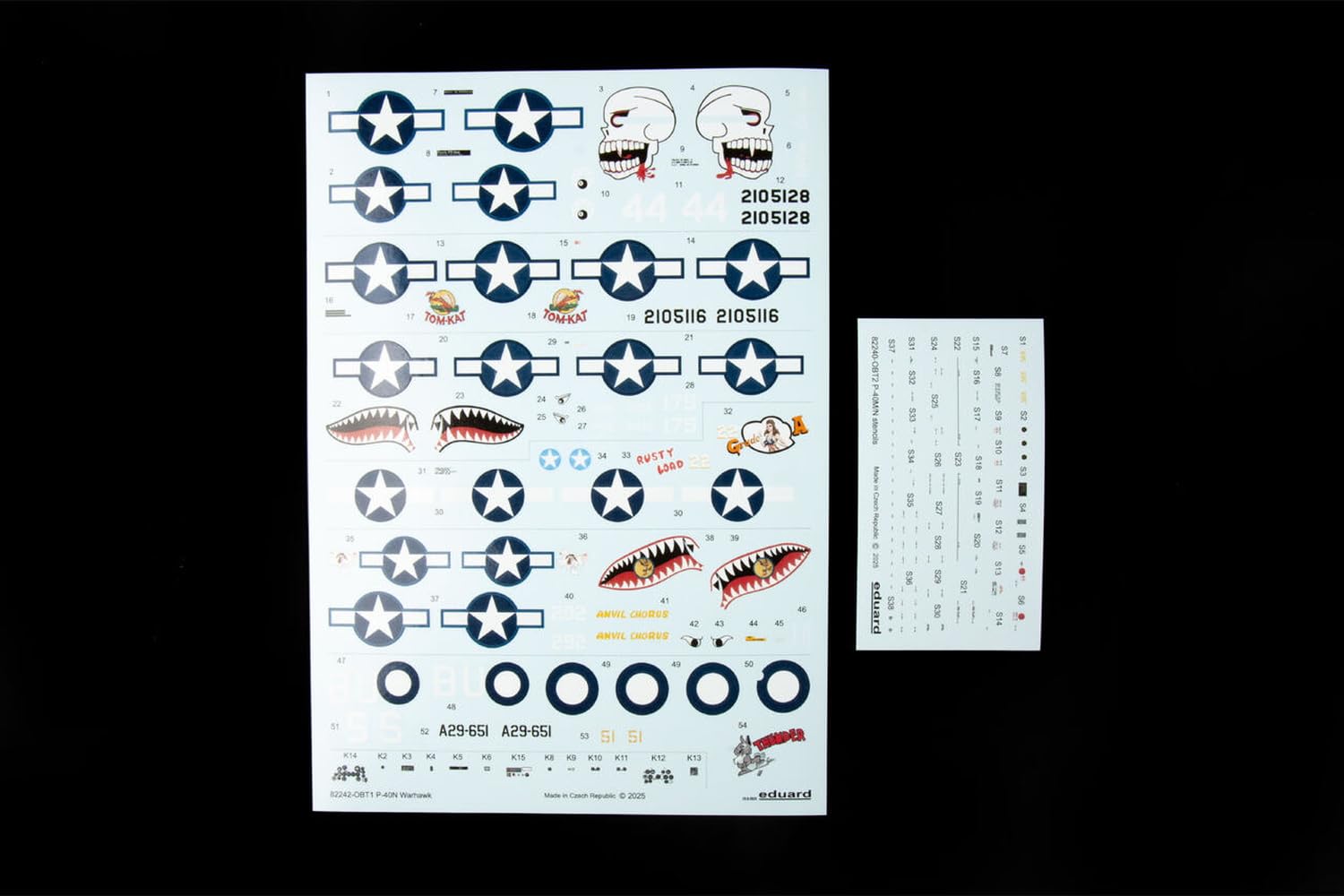 Edualdo 1/48 Profi Pack P-40N Warhawk Kunststoff Modell EDU82242 (Flugzeug)