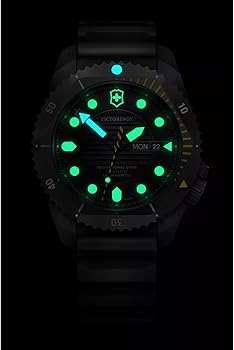 しー Amazon.com: Victorinox Dive Pro Automatic Black Dial Black