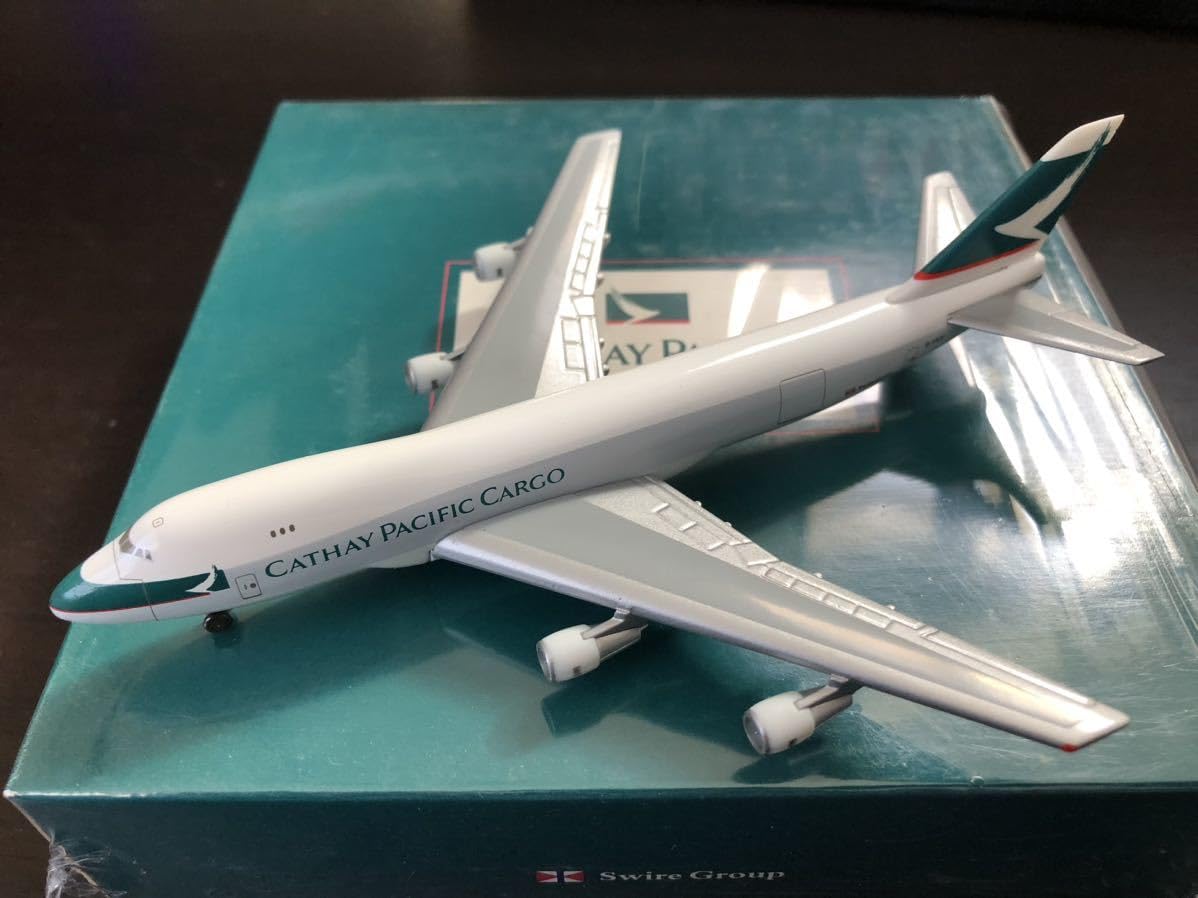 Amazon.co.jp: herpa Wings 1/500 B747-200F CATHAY PACIFIC CARGO