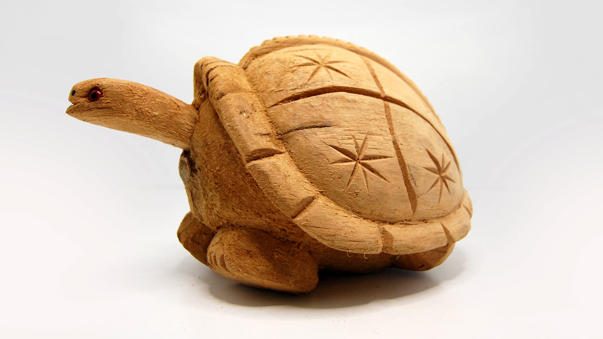 Eco-friendly Uncommon Handmade COCONUT HUCK TORTOISE, 100% Natural Unique Look Home/Hotel Table Decorative Ornamental Statue