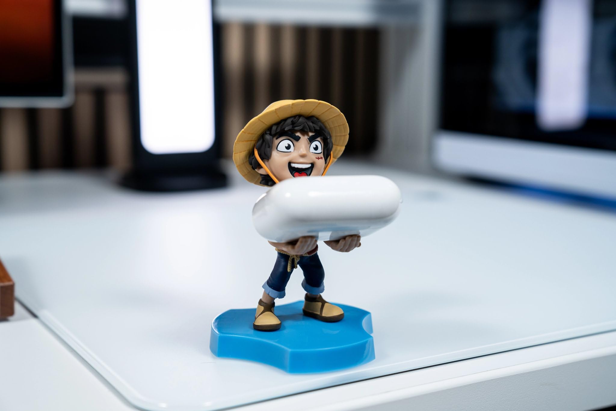 Luffy Phone Stand – One Piece, Mini Cable Guys : Amazon.ca