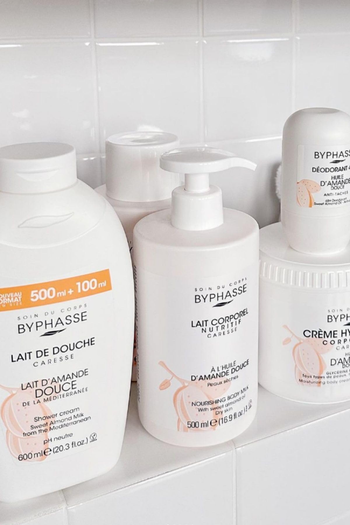 Byphasse LECHE CORPORAL nutritiva con aceite de almendra 500 ml