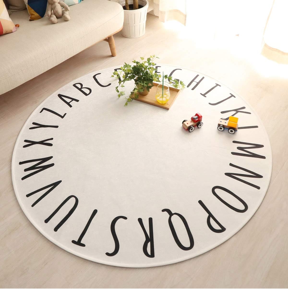 Amazon Co Jp ラグ マット ラグマット カーペット 約 140 Cm 円形 丸 洗える すべり止め ベビー 赤ちゃん プレイマット 北欧 アルファベット 女の子 男の子 モノトーンおしゃれ かわいい 床暖房 ホットカーペット対応 Abc 円形 ベビー マタニティ