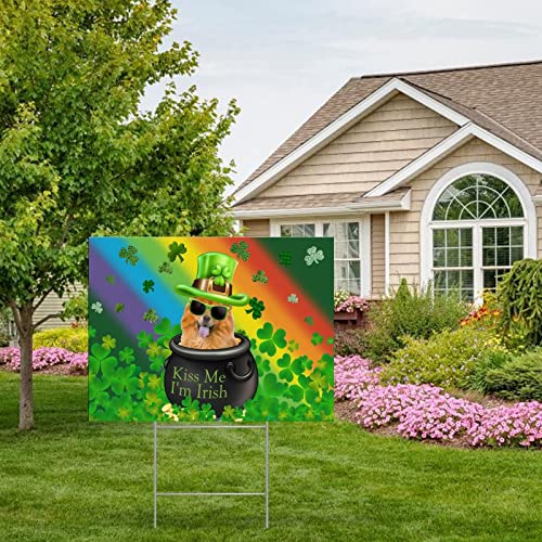 Junelucky St. Patrick's Day Dog Kiss Me I'm Irish Corrugated Plastic Decorative Yard Sign With Metal H-Stakes Farmhouse Street Welcome Lawn Yard Signs For Outside Patio Garden Decor 18X24 Inch #TOP1