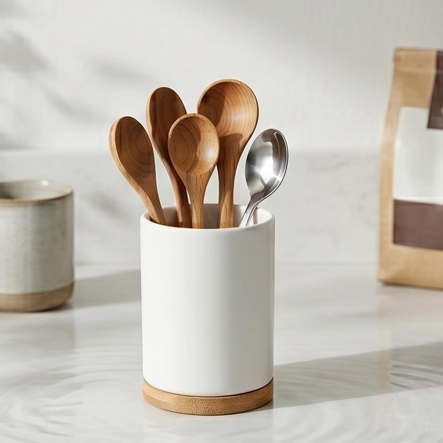 EKDJKK Toothbrush Holder Cup Ceramics & Bamboo for Bathroom, Tooth Brush Cup Holder & Organizer, Space Saving (Matte White, Single Cup)