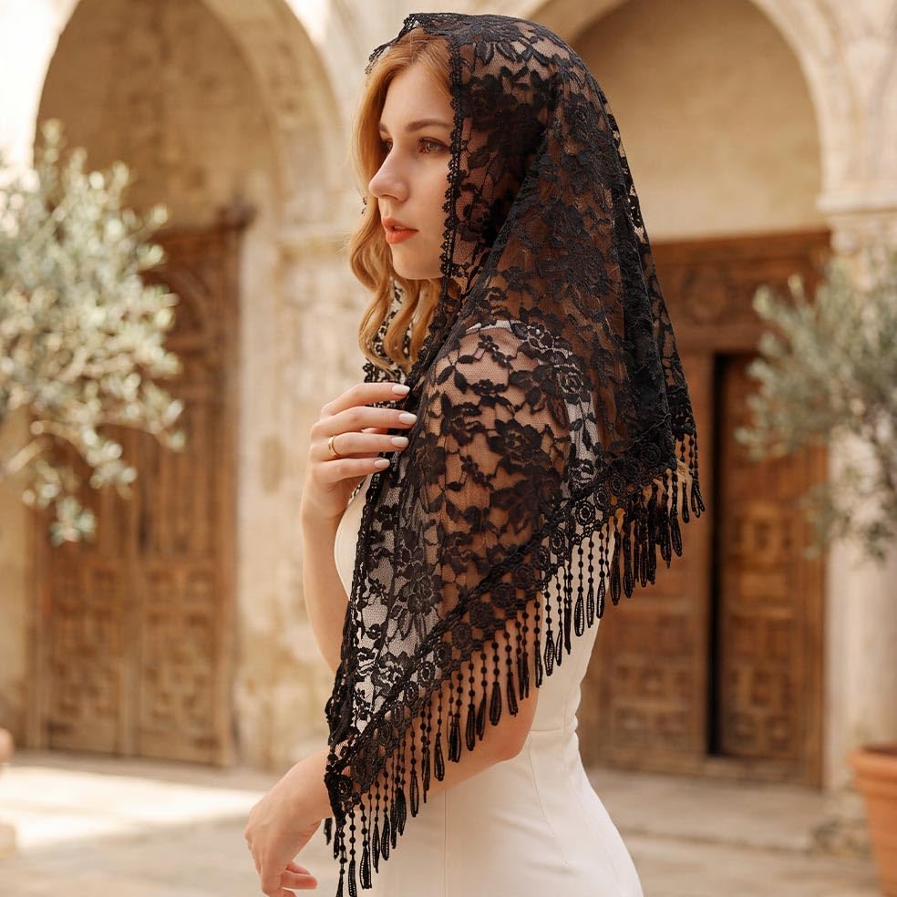 Image of Unsutuo Triangle Mantilla Veil White Lace Chapel Veils with Comb Catholic Mass Head Covering Scarf for Brides and Women