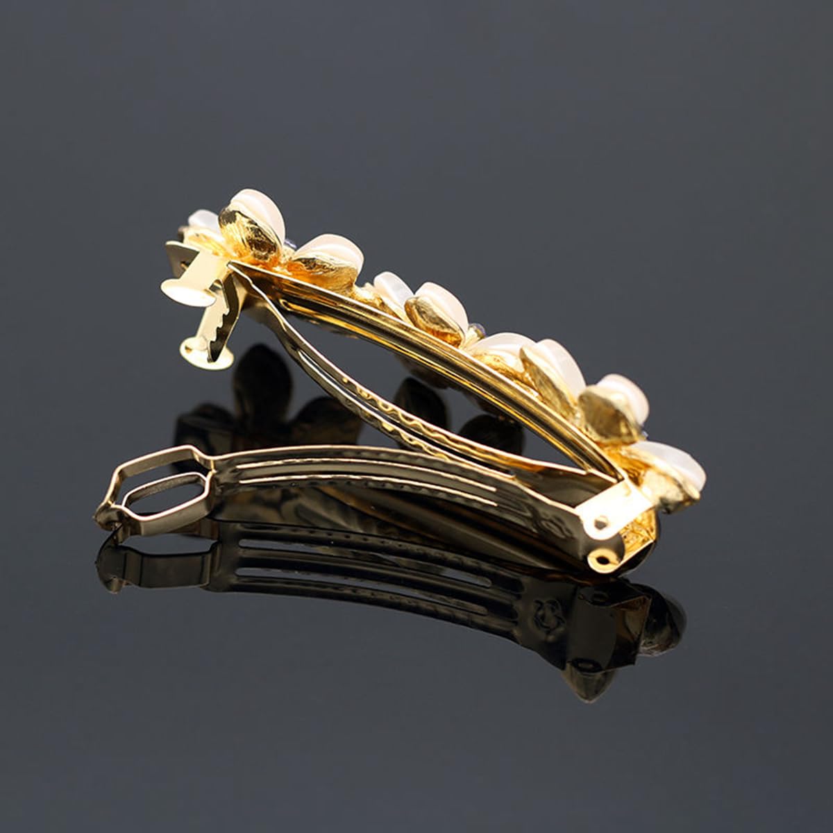 Barrette à Cheveux Fleur Argentée – Strass Et Opale – Métal Argenté – NY Fashion Accessories