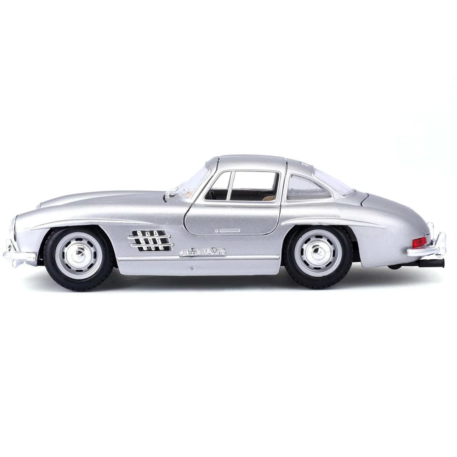 ブラゴ　メルセデスベンツ　300SL(1954) Amazon | ブラーゴ 1/24 メルセデス ベンツ 300SL クーペ 1954