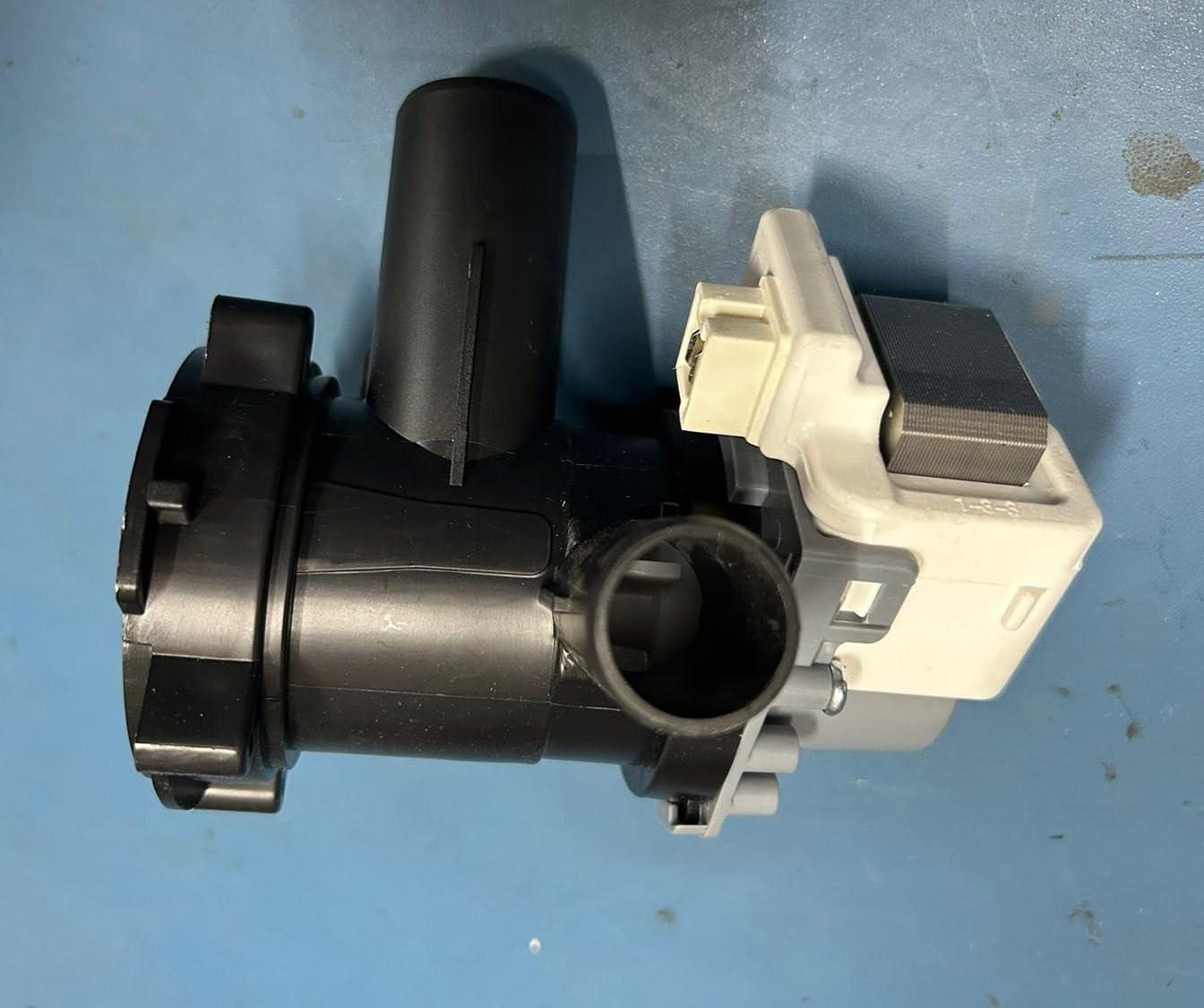Drain Pump Motor Assembly For Front Load Washing Machine (Siemens & Bosch)
