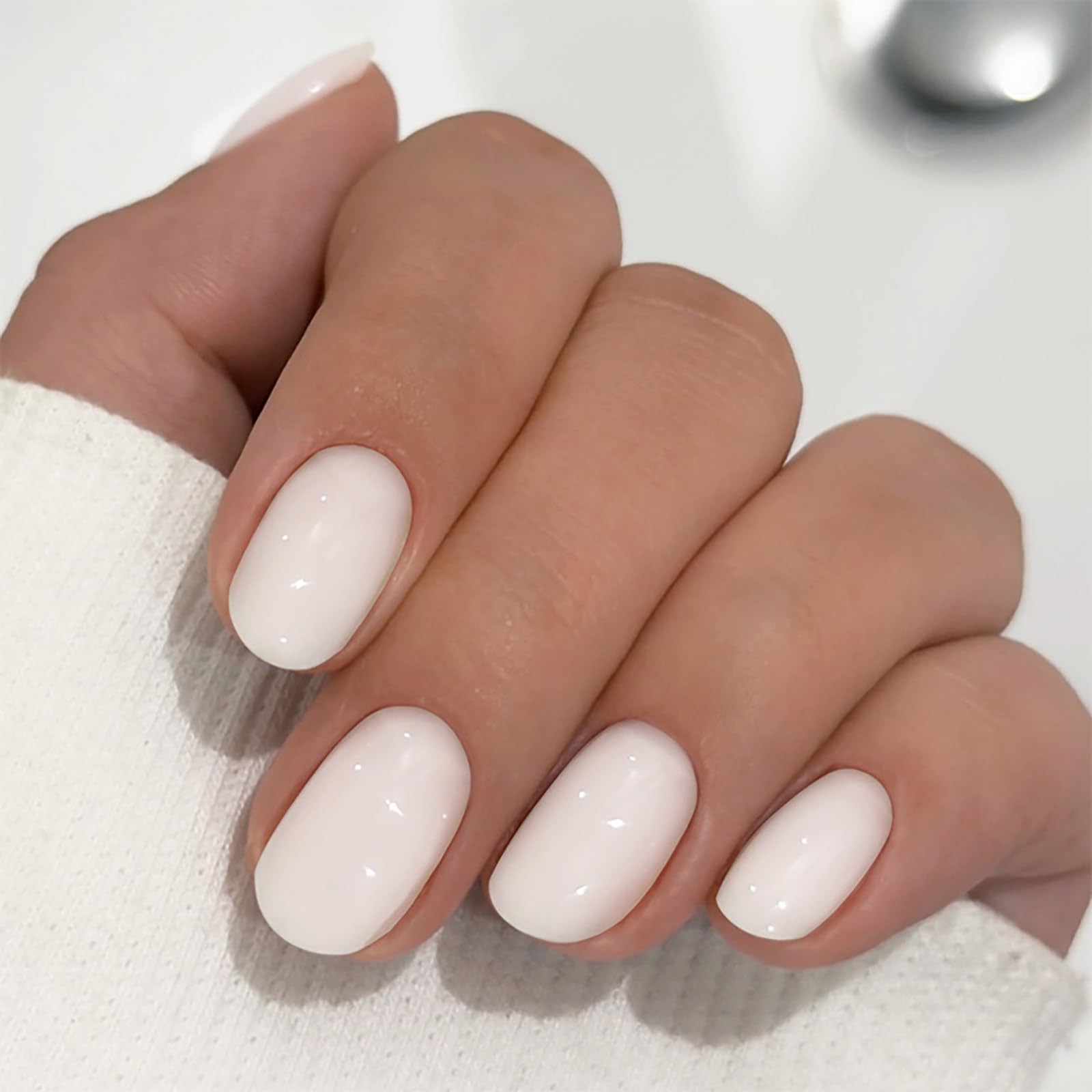 White Press on Nails | Short Oval Fake Nails,Reusable Acrylic Nails,Solid Color False Nails,Full Cover Glossy Stick on Nails,for Women Girls Daily