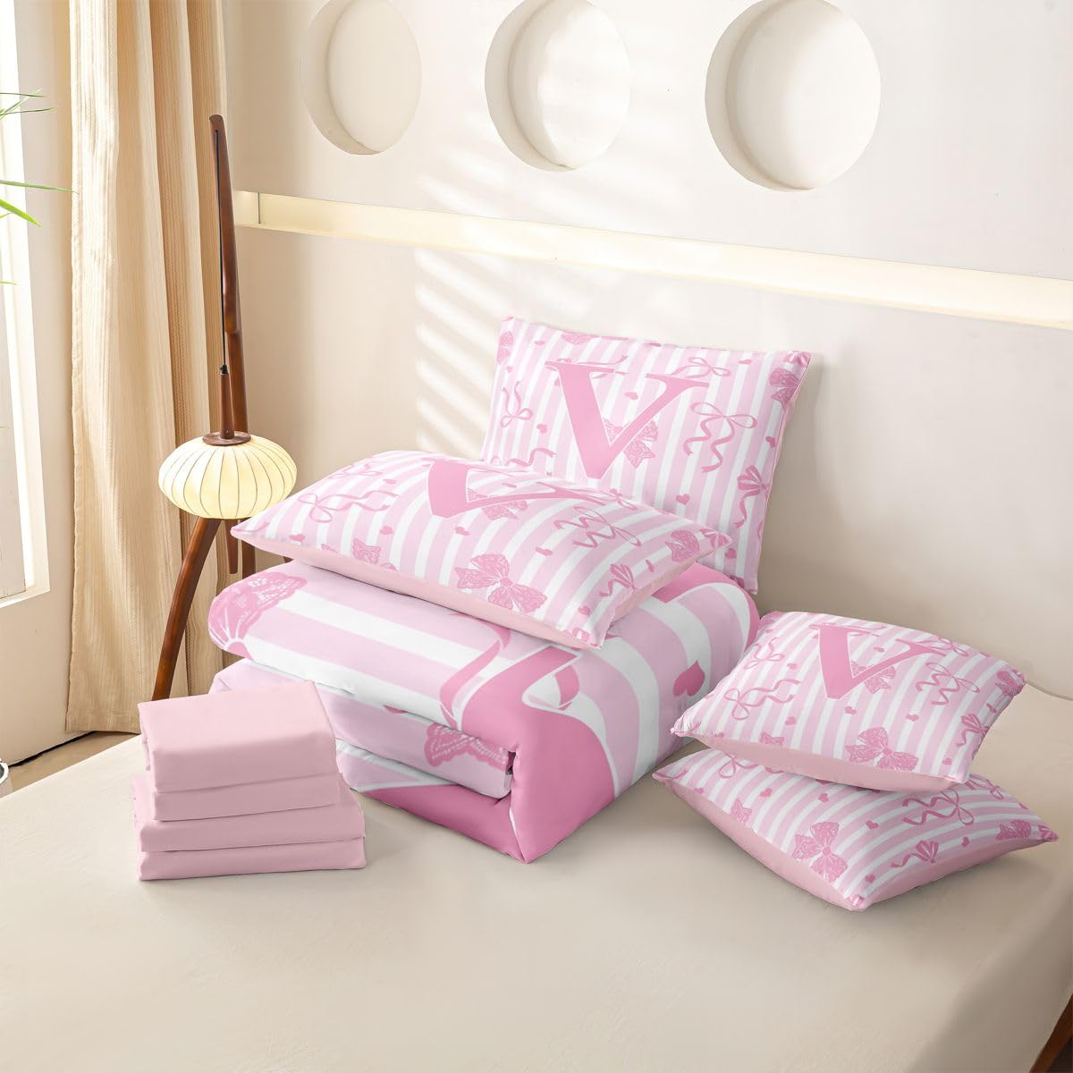 Loussiesd Juego de ropa de cama de 7 piezas con diseño de lazo rosa y blanco, para niños y niñas, con funda de edredón, sábanas, fundas de almohada, fundas de cojín, tamaño Super King