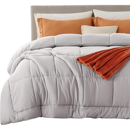 Bedsure Comforter Duvet Insert - Quilted Comforters Alaskan King, All Season Duvet, GentleSoft Down Alternative Bedding, with 8 Tabs, Gifts for Women/Men, Light Grey,Alaskan King 130x120 Inch