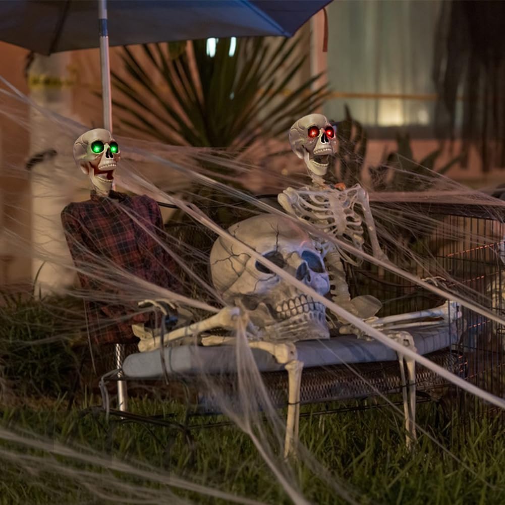 Esqueleto de Halloween de 165 cm, esqueleto de cuerpo completo con capa negra, huesos humanos de tamaño real para Halloween, patio delantero, patio, césped, jardín, accesorios de decoración de fiesta