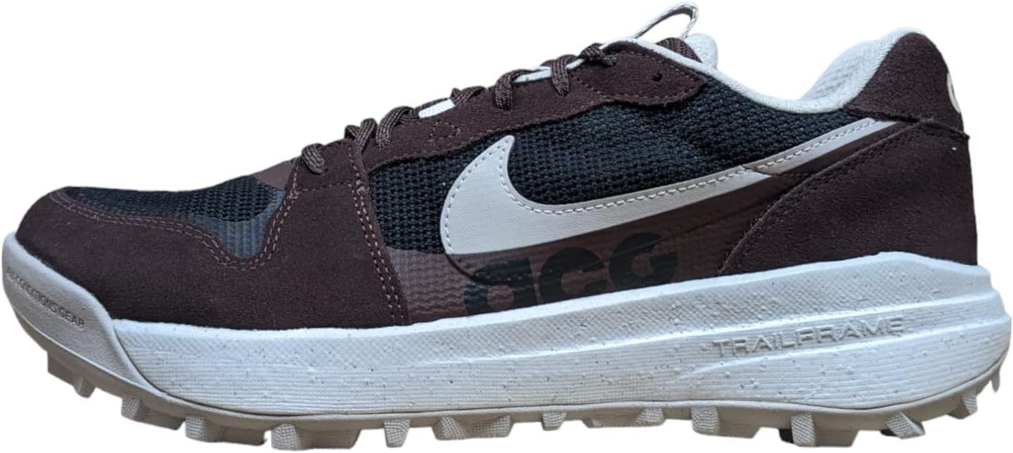 nike hiking boots acg