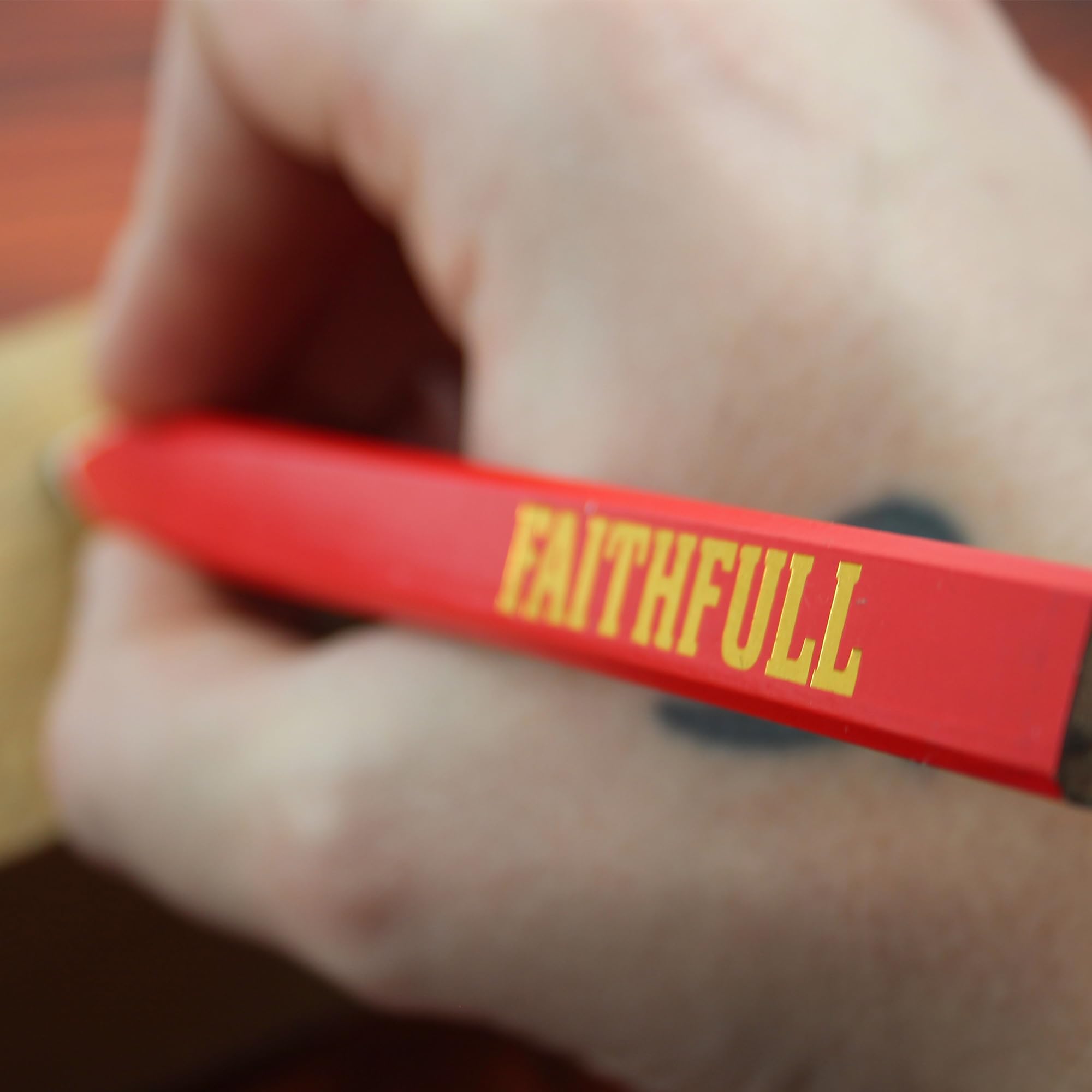 Faithfull FSC Wood Carpenters Pencils 10 Pack - Medium (Red) - Image 2