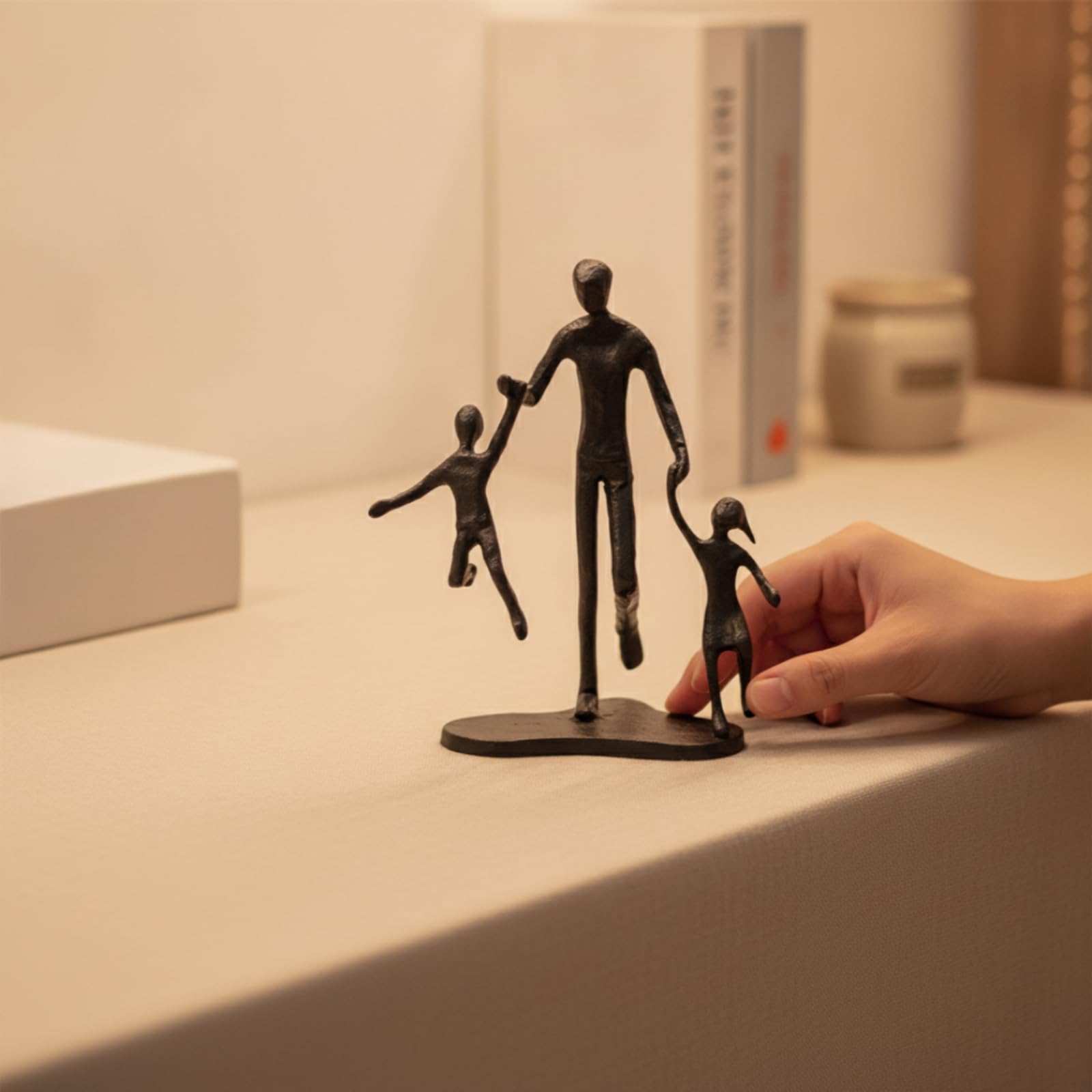 Escultura con Figuras Personajes