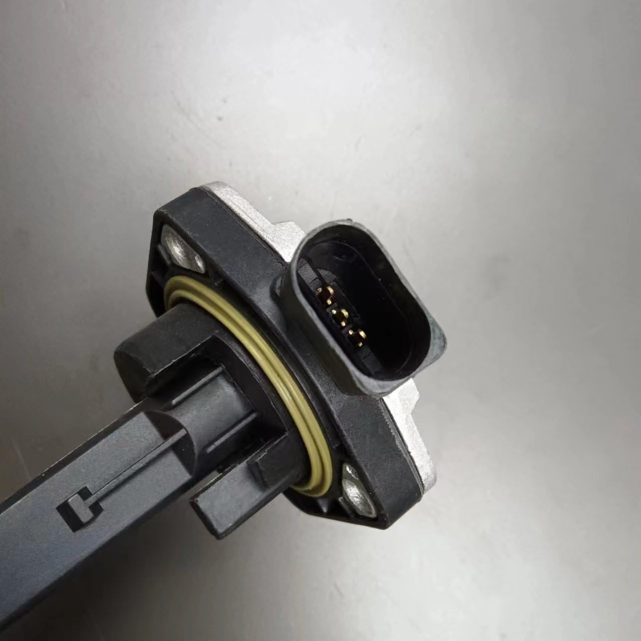 状態未確　6PR 008 079-05 オイルレベルセンサー　06E907660 状態未確 6PR 008 079-05 オイルレベルセンサー 06E907660 【公式通販】