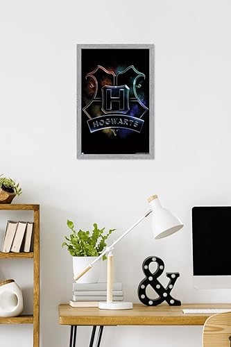 Vista 63 de Trends International Harry Potter - Póster mágico de pared con escudo de Hogwarts, 14.725 x 22.375 pulgadas, versión premium sin marco