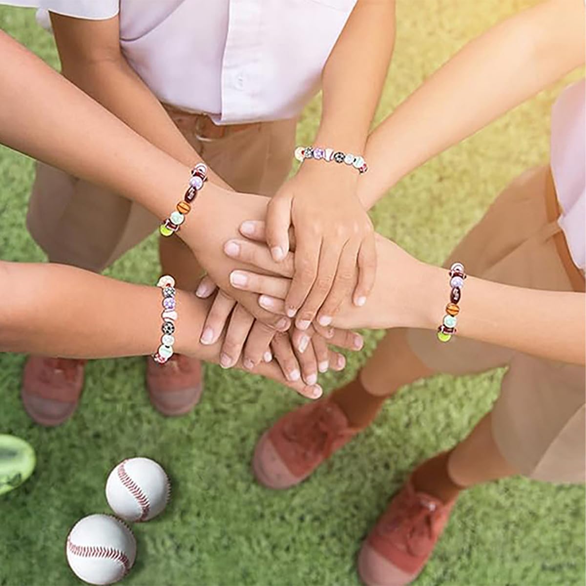 Kit De 200 Perles De Sport Acrylique - 15 Styles Différents (baseball, Basketball...) + Cordon De 7 Mètres - 13