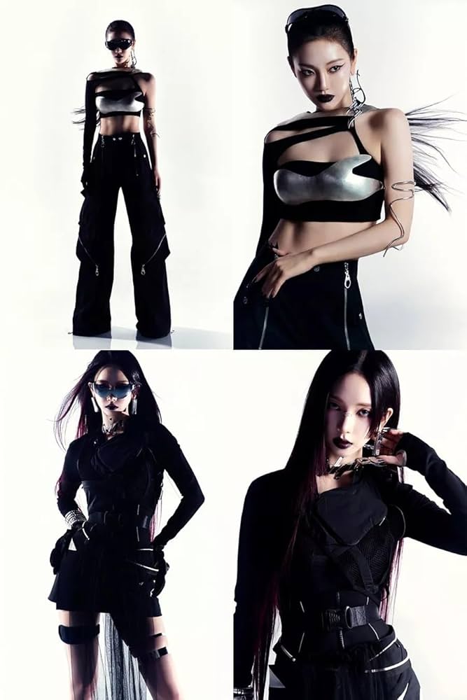 Smini Ver.) AESPA WHIPLASH The 5th Mini Album (KARINA Ver + Gift Smini Ver.) AESPA WHIPLASH The 5th Mini Album (KARINA Ver + Gift